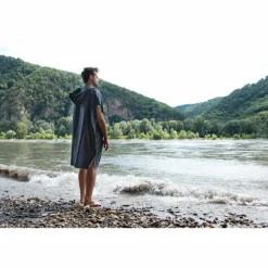 Cocoon MICROFIBER TOWEL PONCHO - ULTRALIGHT - Reisehandtuch