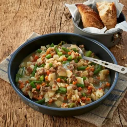 TREK'N EAT DEFTIGER KARTOFFELTOPF MIT RIND&BOHNEN - Outdoor Essen