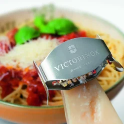 Victorinox KÄSEREIBE - Kochutensilien