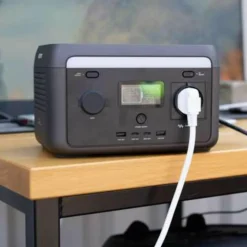 Xtorm PORTABLE POWER STATION 300W - Powerstation