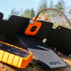 Xtorm SOLARBOOSTER 28W - FOLDABLE SOLAR PANEL - Solarladegerät